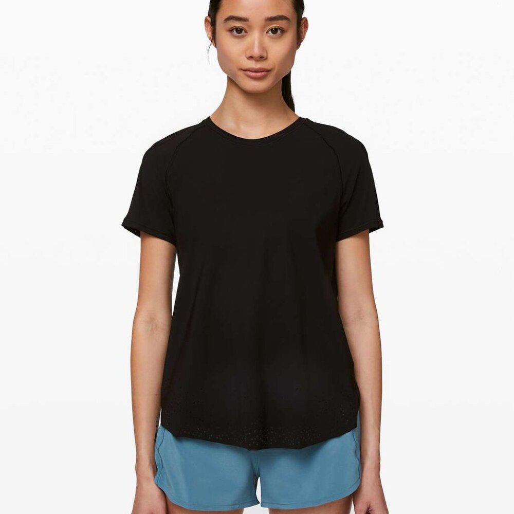 Lululemon Quick Pace Short Sleeve Tee in Black Size 8